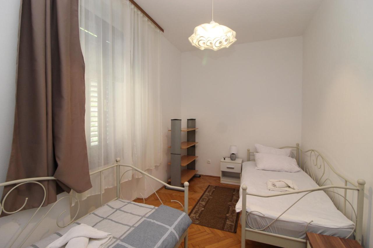 Se-Na Apartment Pula Exterior photo